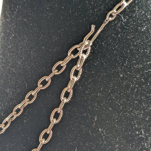 Gold and Silver Metal Geometric Necklace - Picture 6 of 10